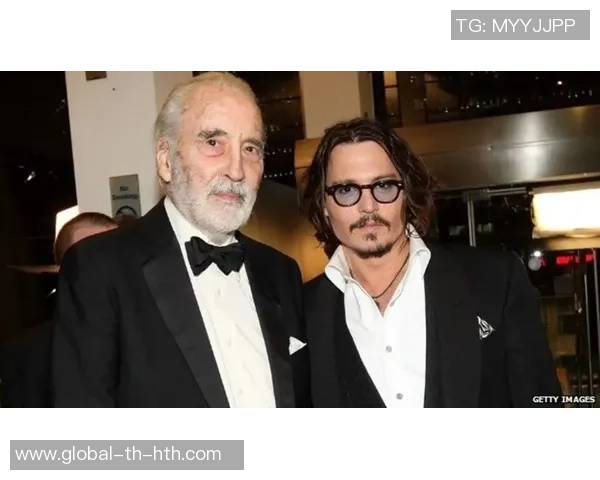 足球疯子李的传奇人生与不屈精神如何改变了他的命运与梦想